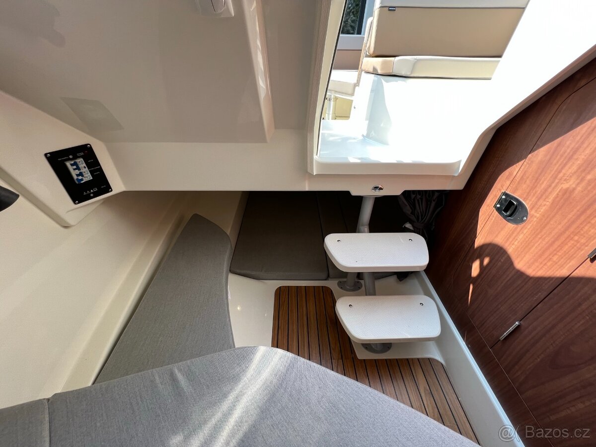 QUICKSILVER Activ 805 CRUISER + MERCURY F 250 V8 EFI EXLPT D - 20