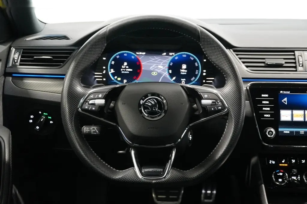 Škoda Superb, 2.0TDI 147KW,SPORTLINE,DSG,4X4 - 20