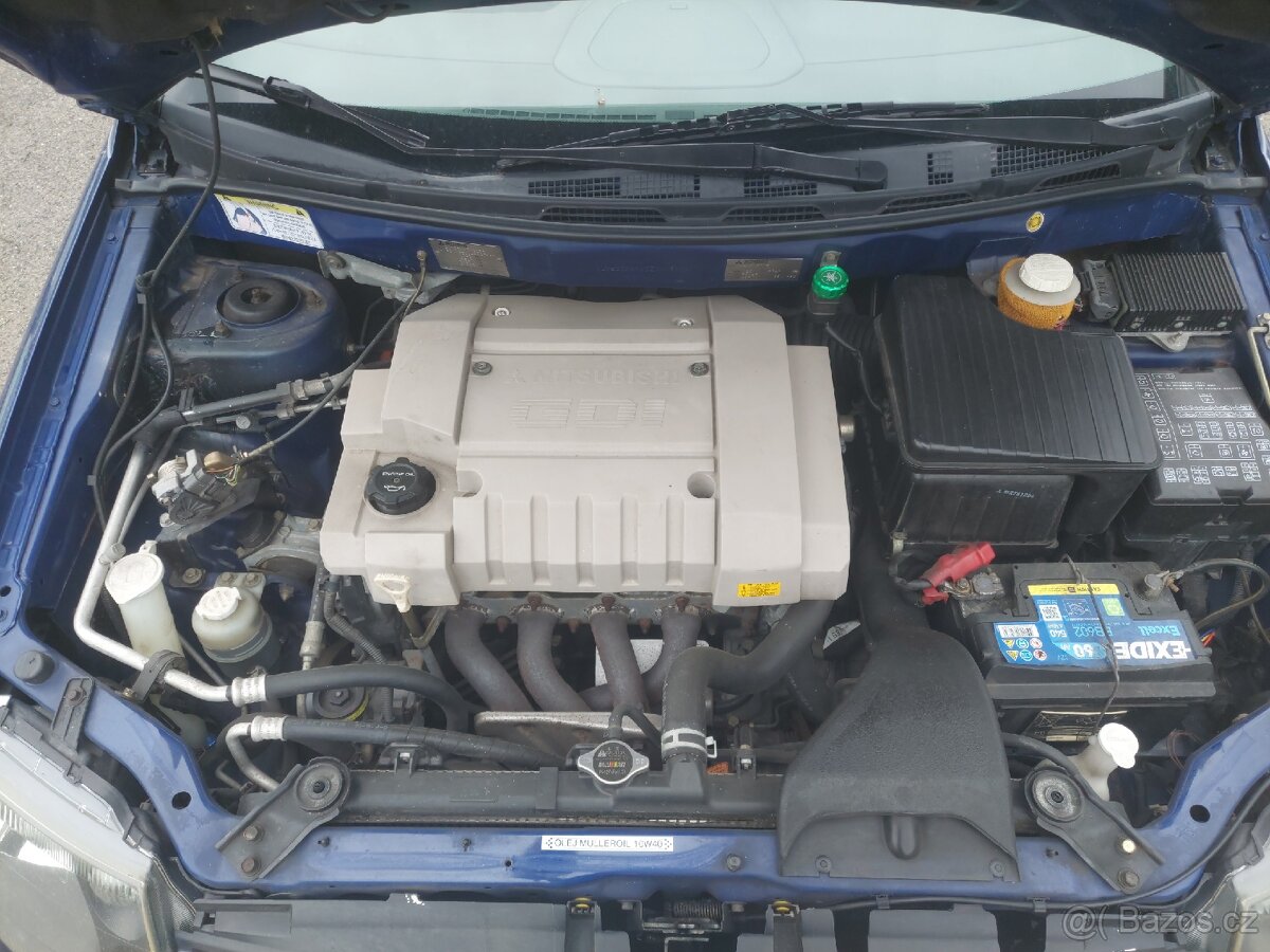 Mitsubishi Space Runner - 20