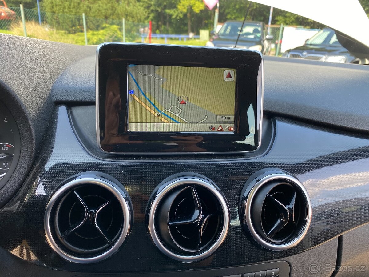 MERCEDES BENZ B 180 CDi - 20