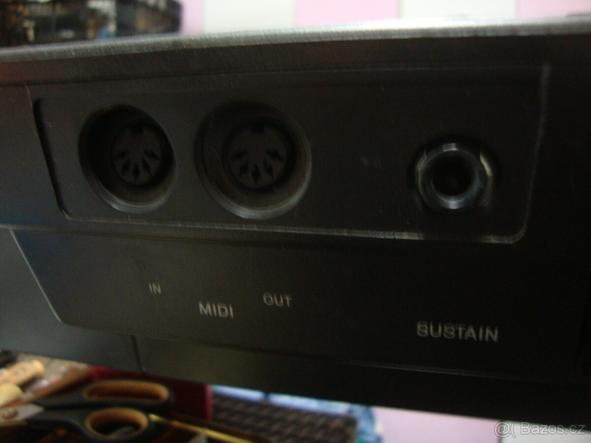 Elektrické klávesy varhany syntezátor Yamaha PSR-4500 1989 - 20