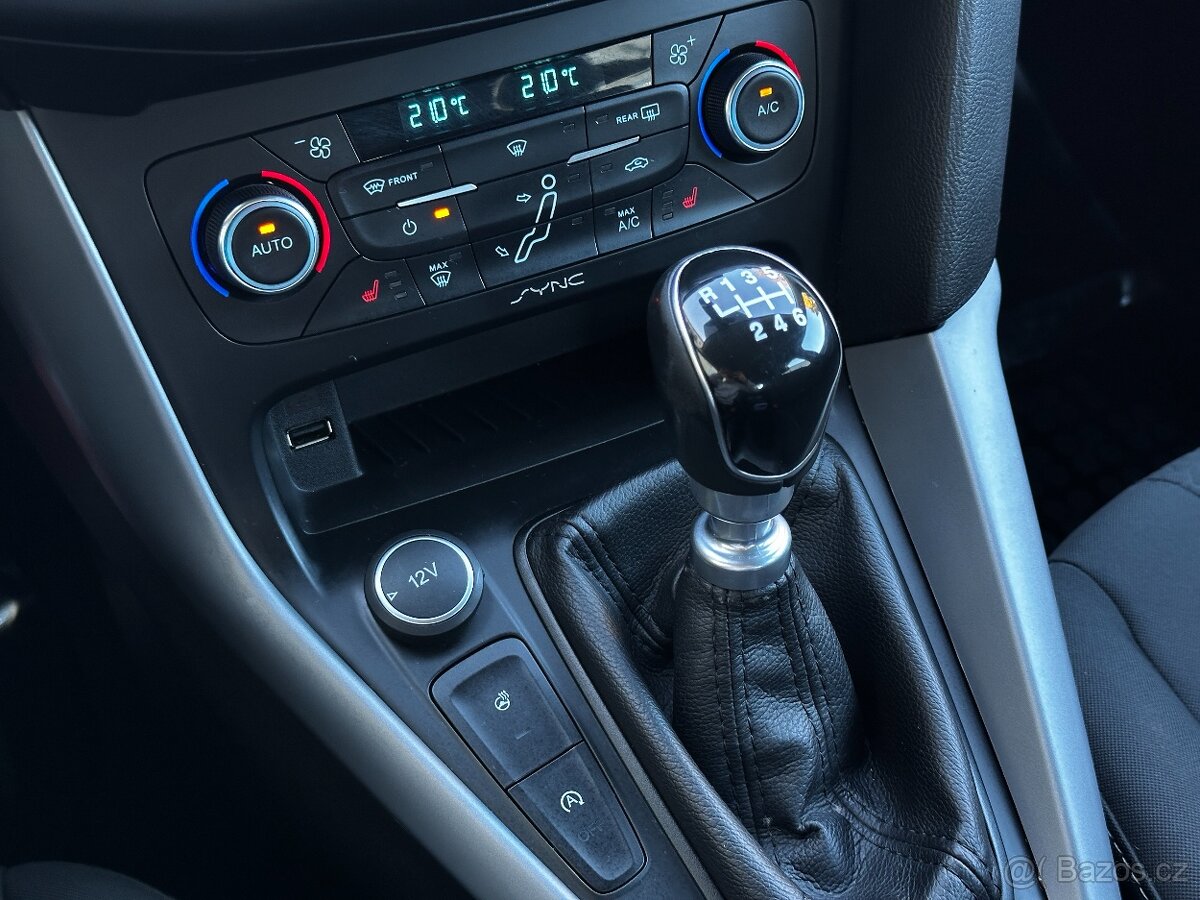 Ford Focus III 1.5 EcoBoost 110kW Facelift 2015 1. Majitel - 20