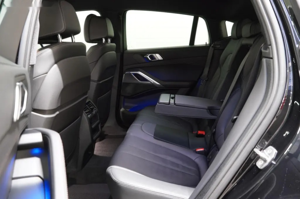 BMW X6, 40i,KOMFORT,KAMERA,ČR,DPH, - 20