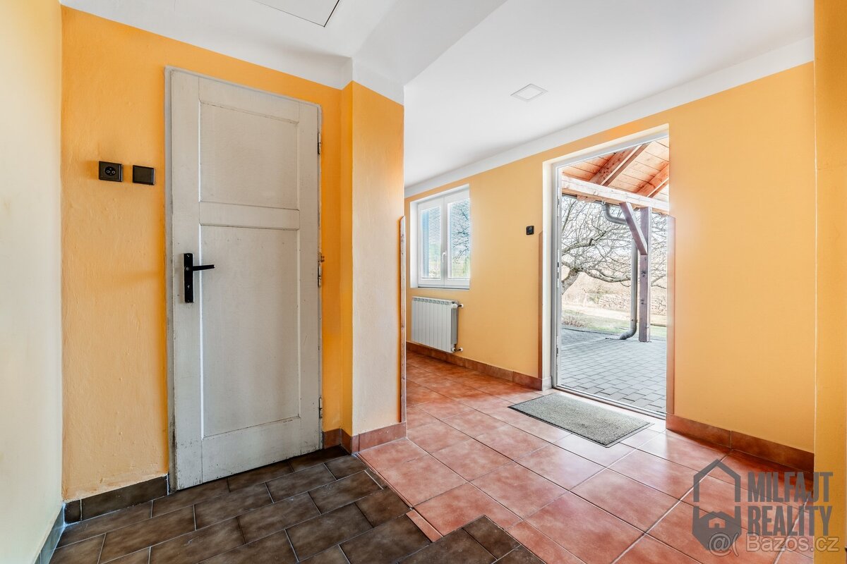 Dvougenerační RD (3+1, 4+kk), 2.135 m2 pozemek, Železný Brod - 20