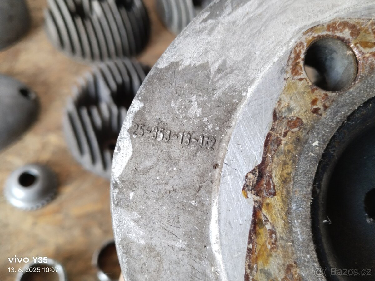 Jawa kývačka, panelka, ČZ, 125, 175, 250 a 350 - 20