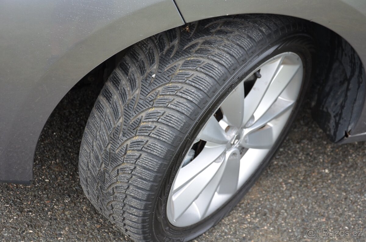 Renault Megane 3 kombi, 2.0 dCi, 118kW, max.výbava - 20