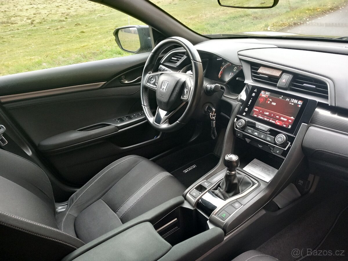 Honda Civic 1.5i VTEC Sport Plus 134 kW Manuál - 20