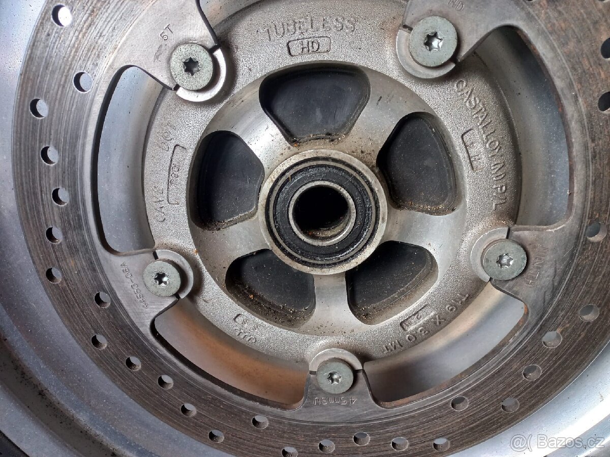 Harley davidson Vrod - Díly - 20