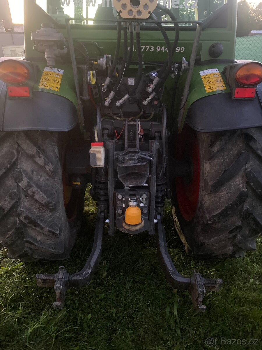 Traktor FENDT 211 F Vario 81 - 20