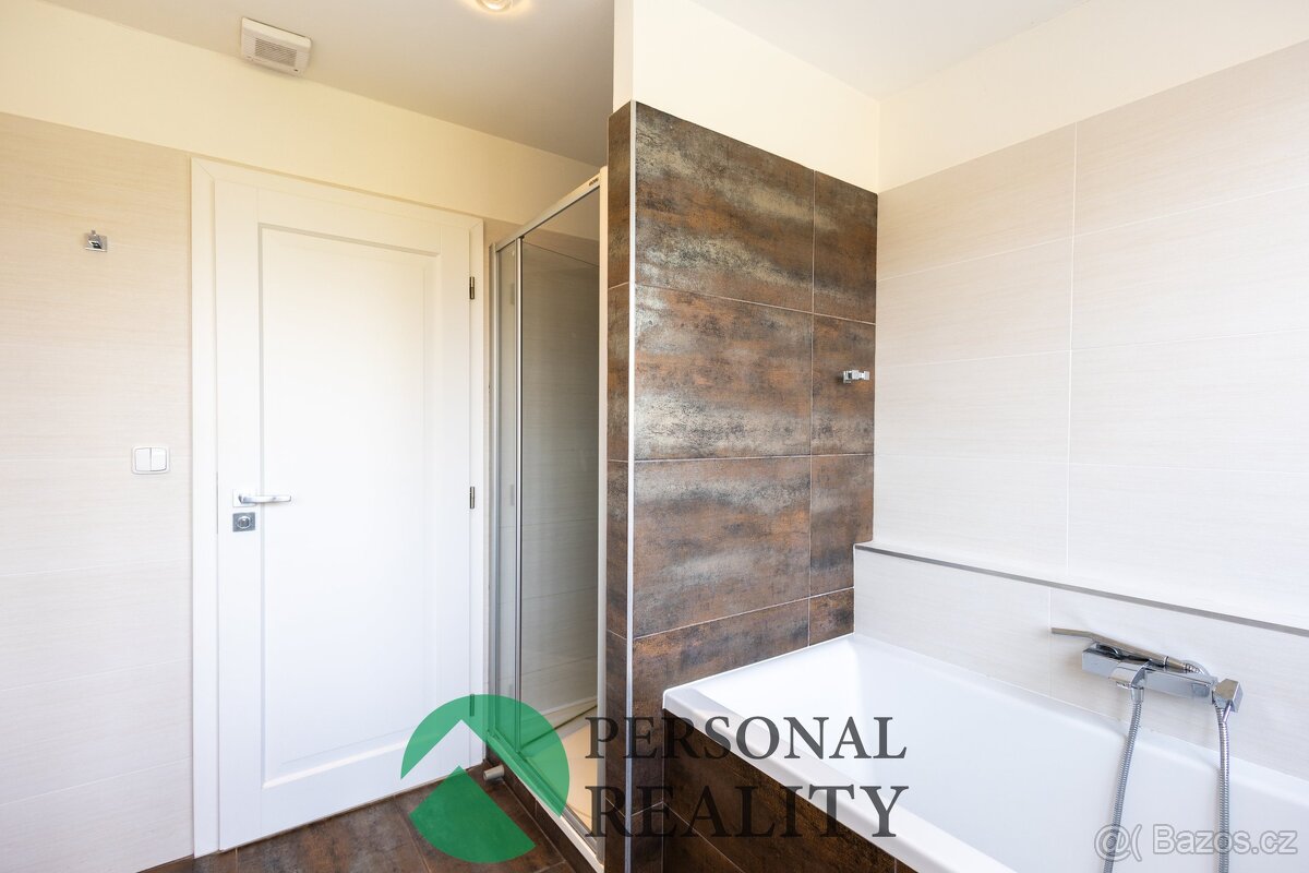 Prodej rodinného domu 6+kk se zahradou a garáží, Mladá Boles - 20