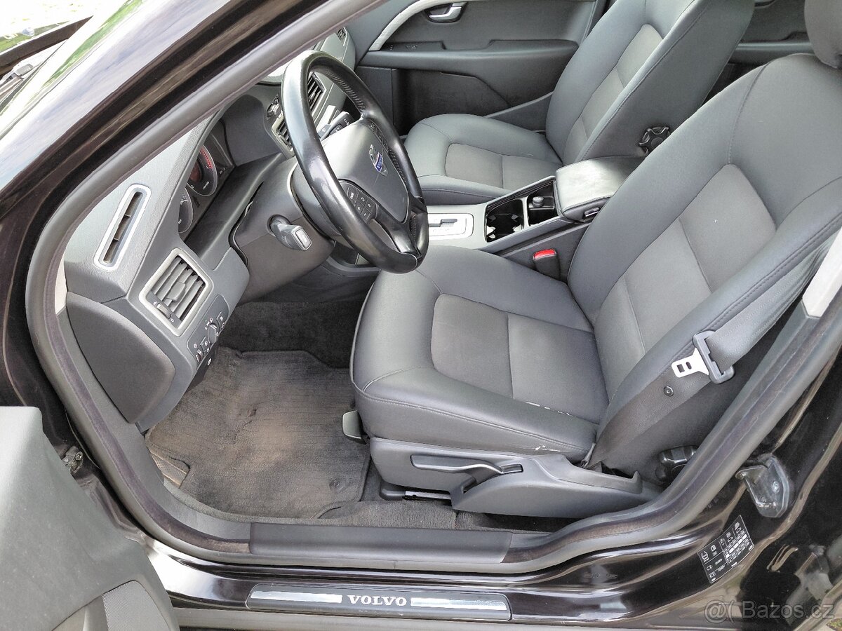 Volvo S80 1.maj.,nová stk, servis volvo - 20