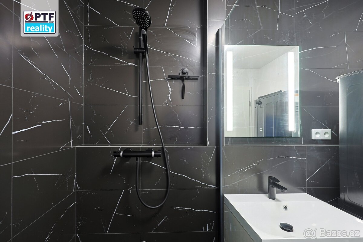 Luxusní Penthouse 2+kk s terasou, úložnou místností – Plzeň - 20