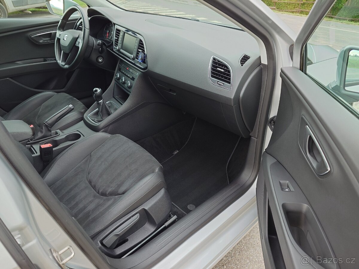 Seat Leon 1.6 TDi Style NAVIGACE, KAMERA - 20