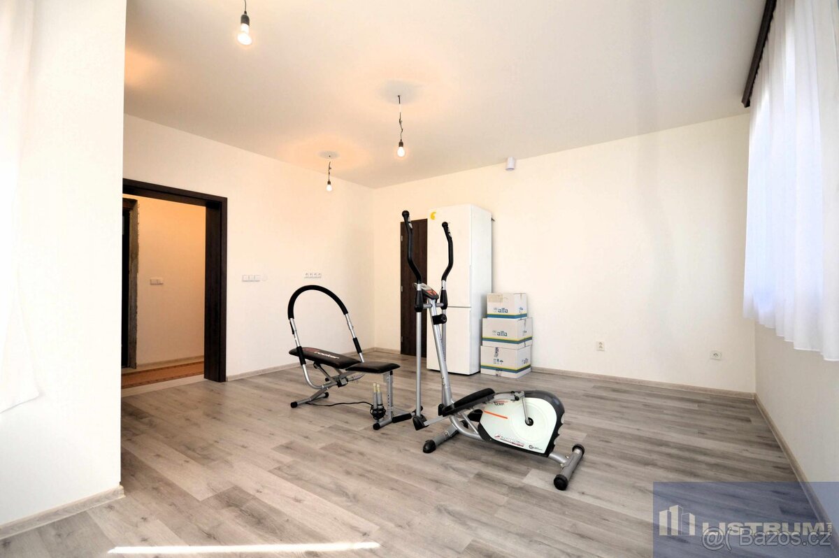 RD 11+3 v obci Ohrobec - 20