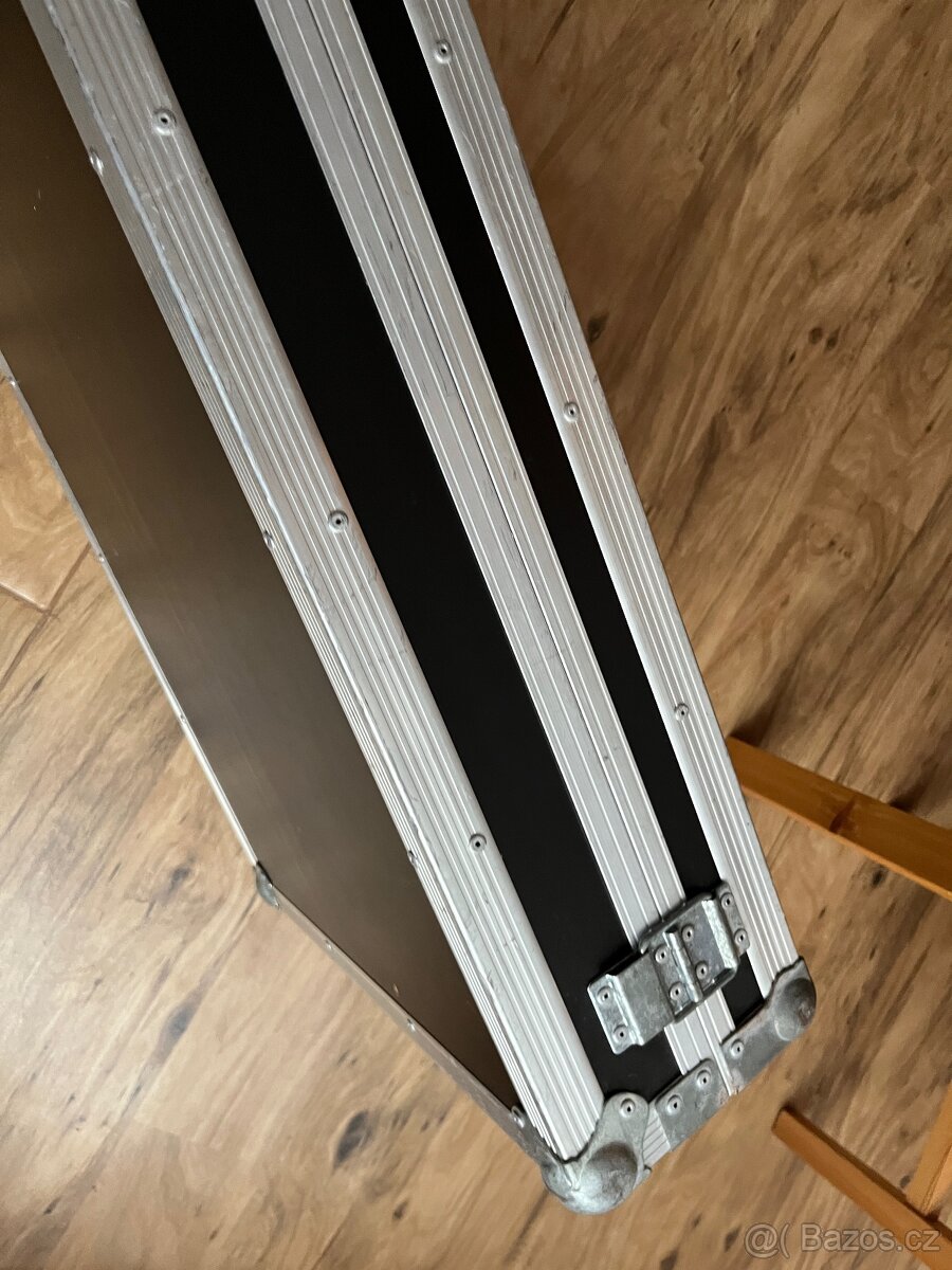 Flight Case pro Moog Minimoog Voyager - 20