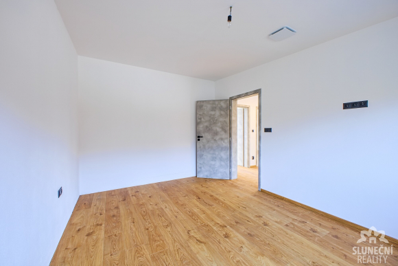 Prodej rodinného domu 5+kk, Uherské Hradiště - Větrná - 20