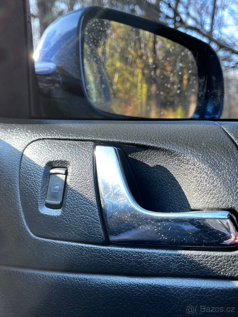 Octavia 1, modrá metalíza,1.6 55kw, 159 000km - 20