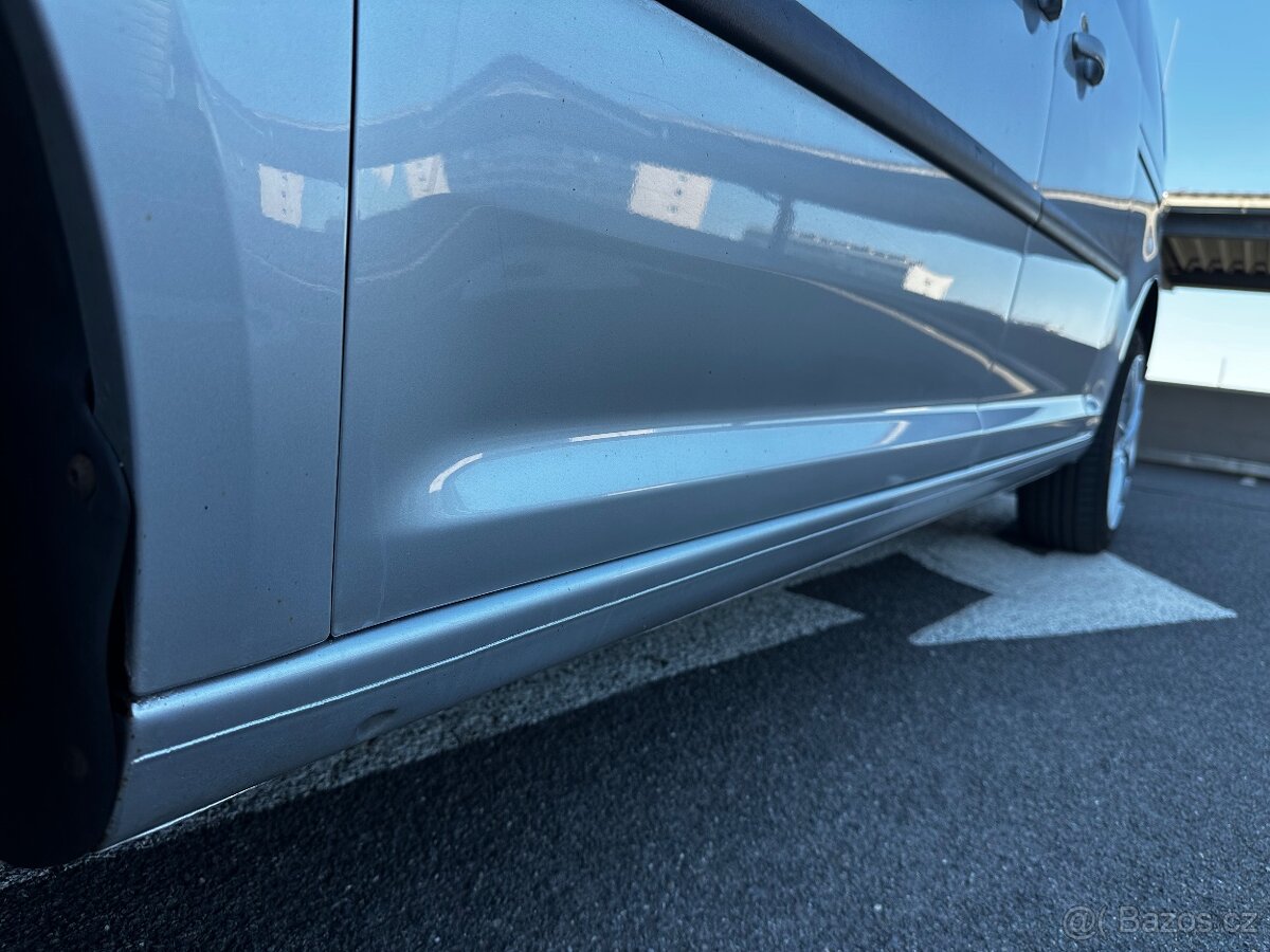 Maxi 2.0tdi 103kw DSG 7-míst, 253000km, Webasto na DO - 20