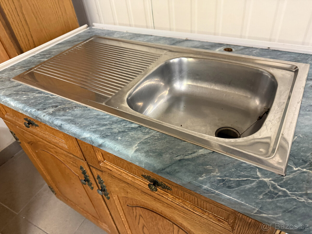 Dubová kuchyňská linka 370cm s lednicí - 20