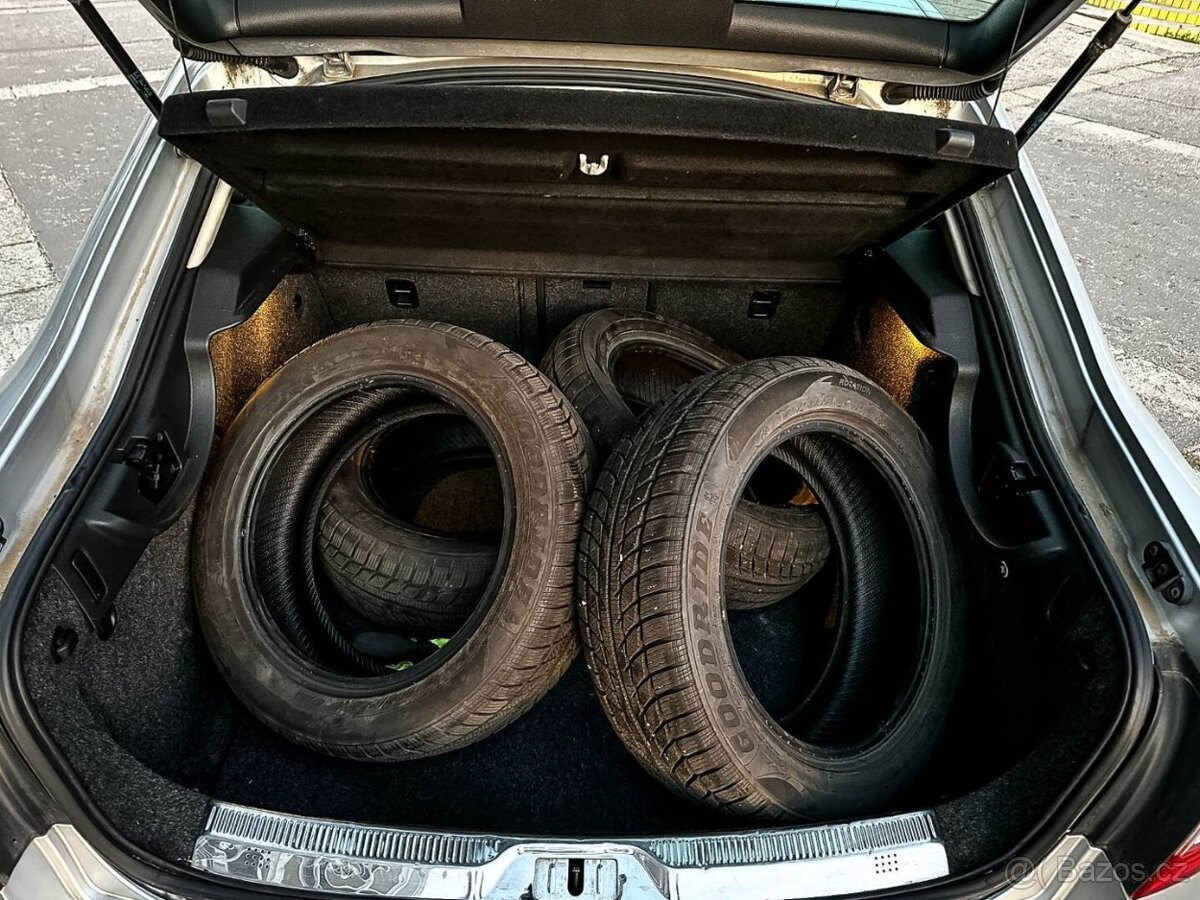 Škoda Superb 1.6 TDI CR DPF Ambition - 20