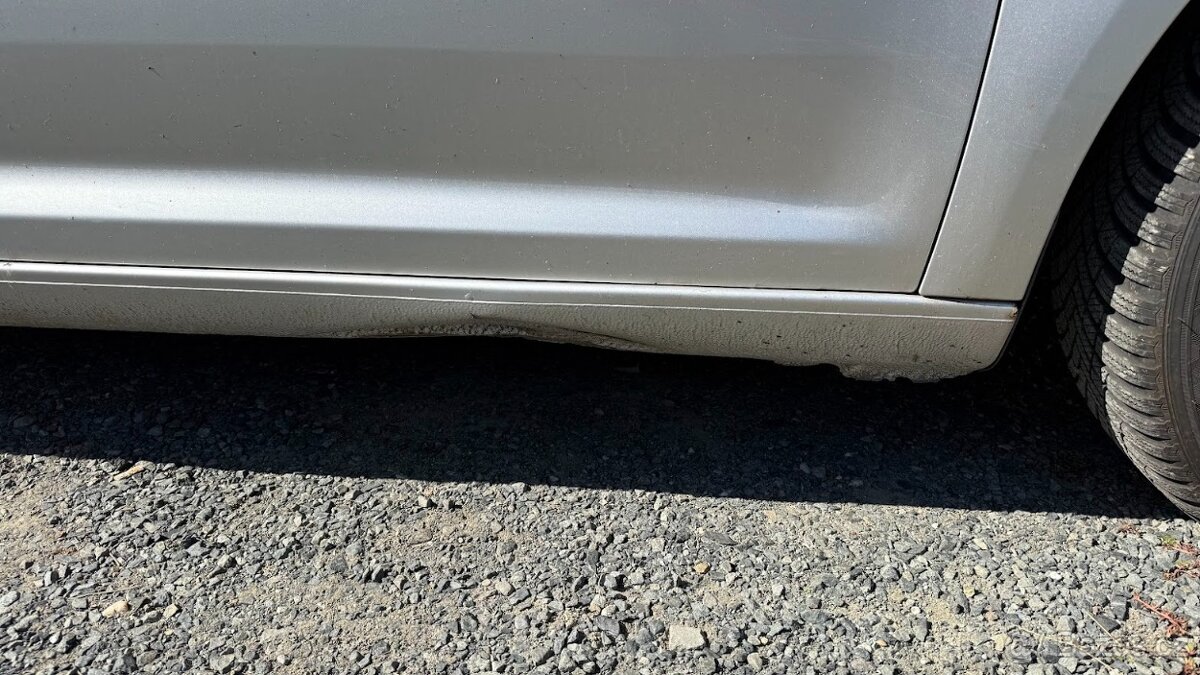 VW Touran 1,9 TDI 2010 - 20