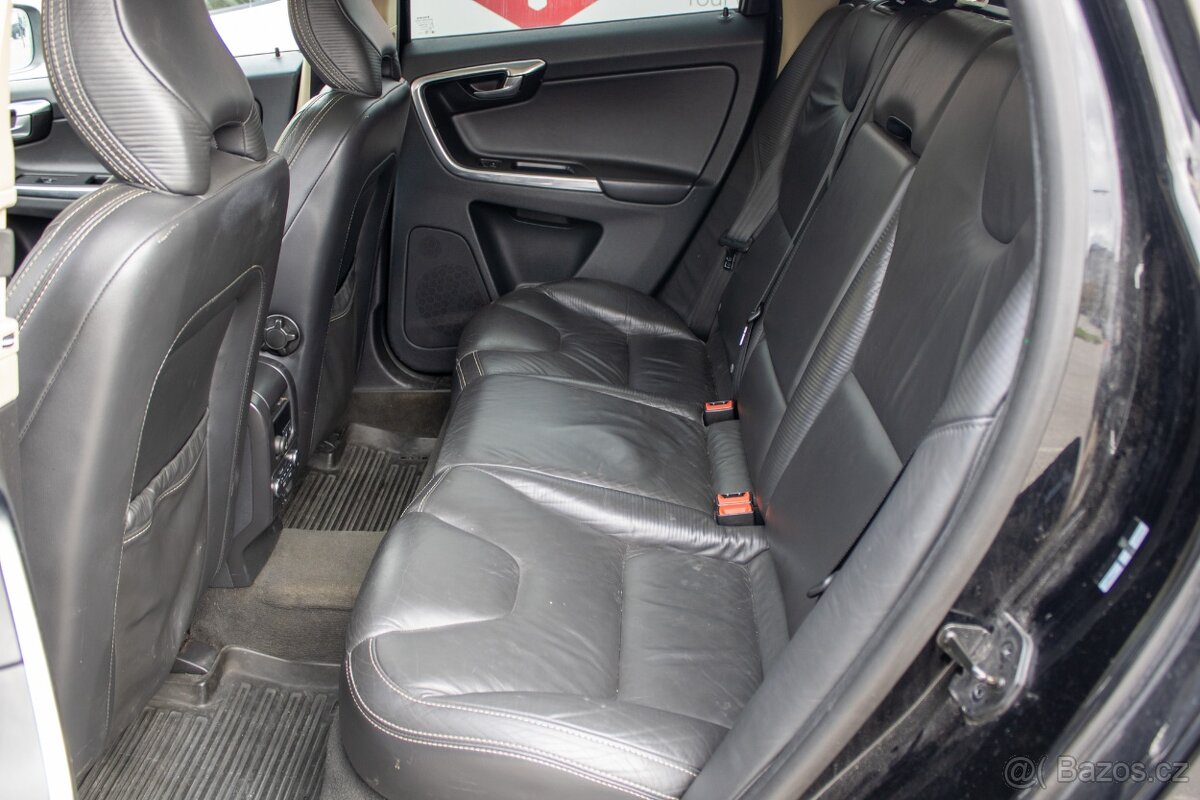 Volvo XC60 T-6 AWD R-Design Geartronic 224kW - 20