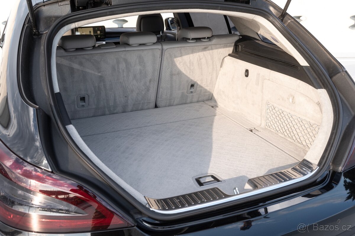 Mercedes Benz CLS 63 S AMG Shooting Brake - 20