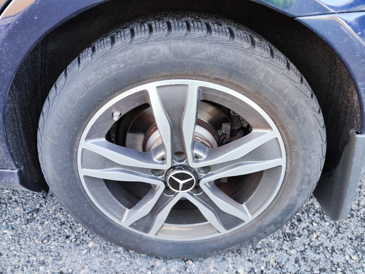 Mercedes-Benz W212 E200 - 20