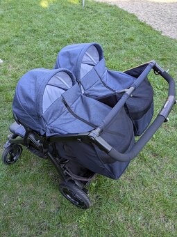 Dvojkočárek / kombinovaný kočárek / sourozenecký kočárek - 20