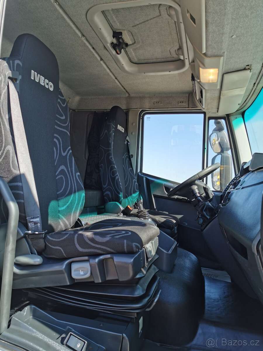 Prodám valník IVECO 150E32 E6 speciál pro přepravu kontej. - 20