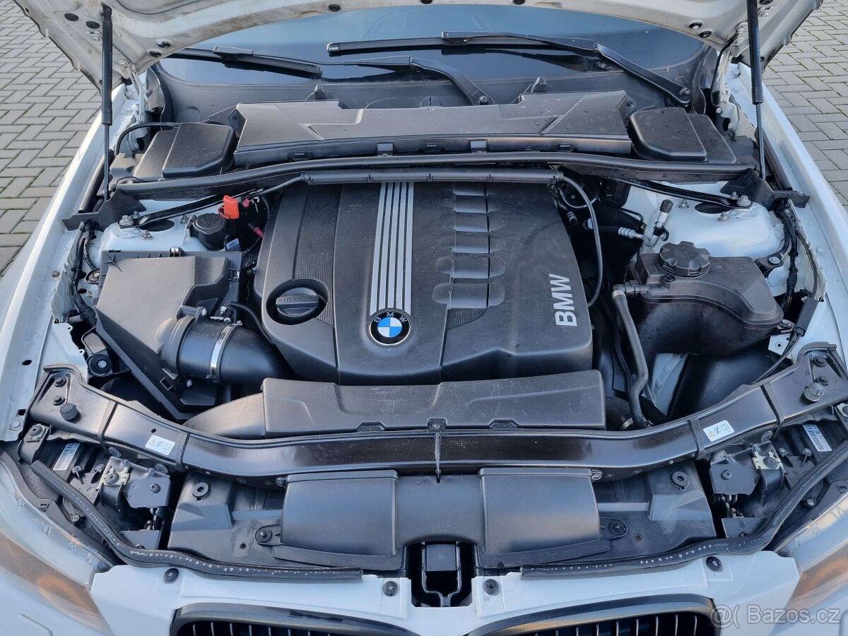 BMW E91 325D LCI 150kW Manual Tovární M Paket - 20