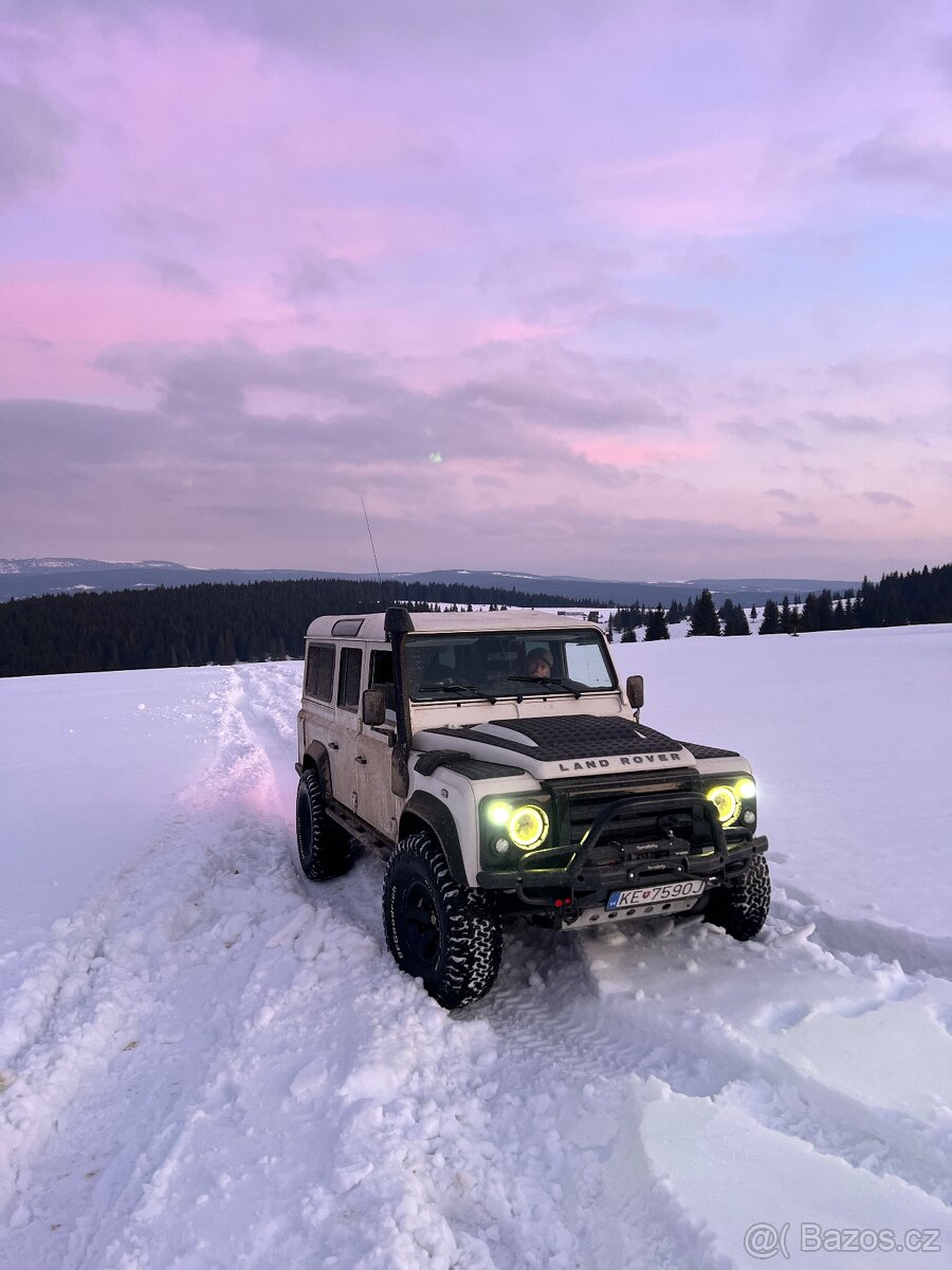Land rover Defender 2,4 - 20