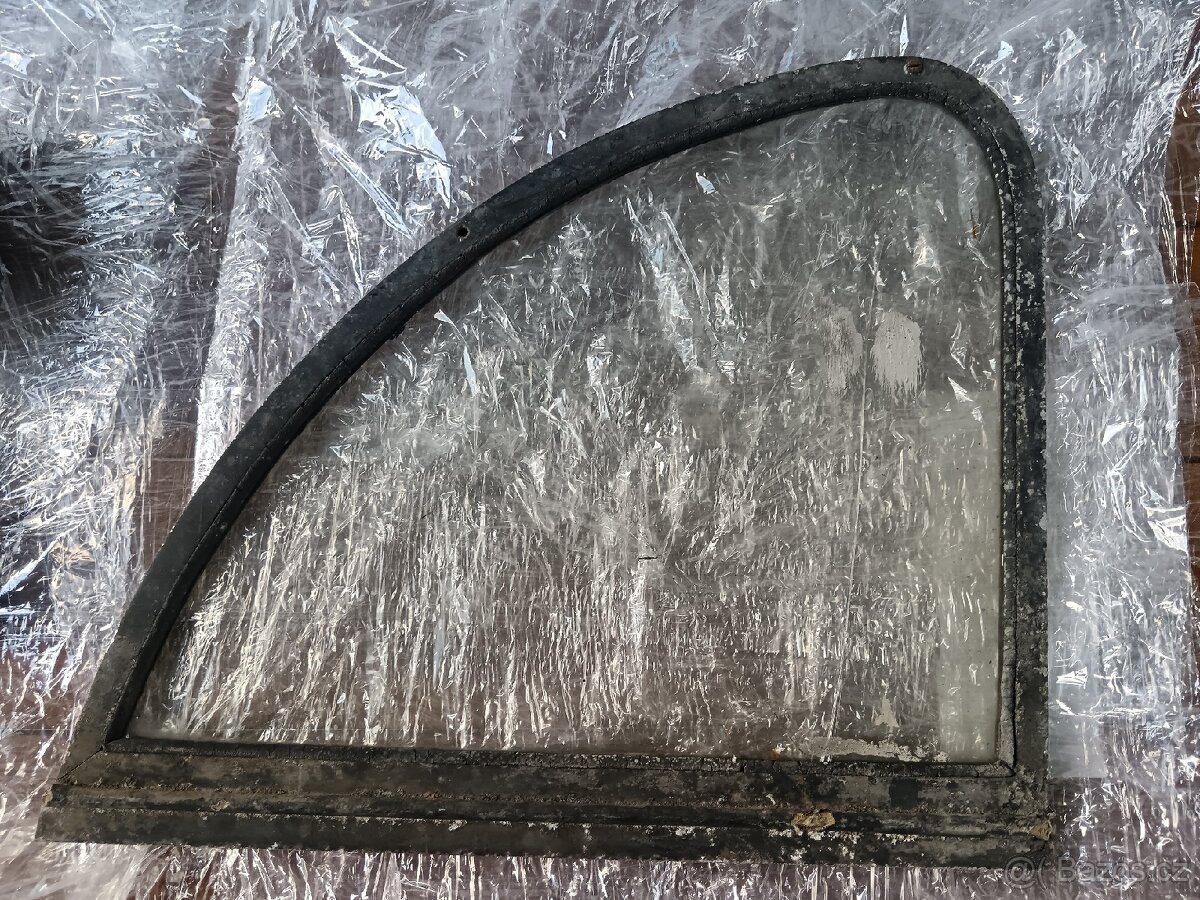 Díly škoda Tatra Praga Lada Jawa ČZ - 20