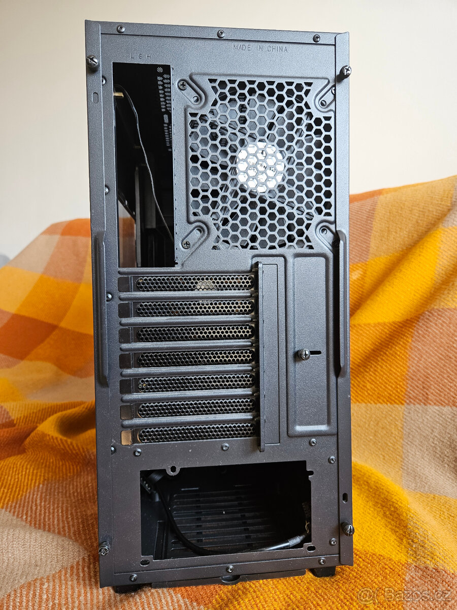 SilentiumPC Aquarius M60W Pure Black - 20