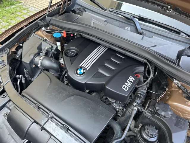 BMW X1 E84 23d 150kW Bi-Xenony/Panorama/4x4 xDrive/Navigace - 20