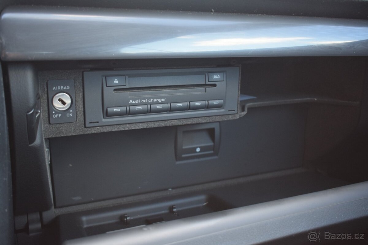 Audi A4 1.8T/CABRIO/MANUÁL/KLIMA/2005/ - 20