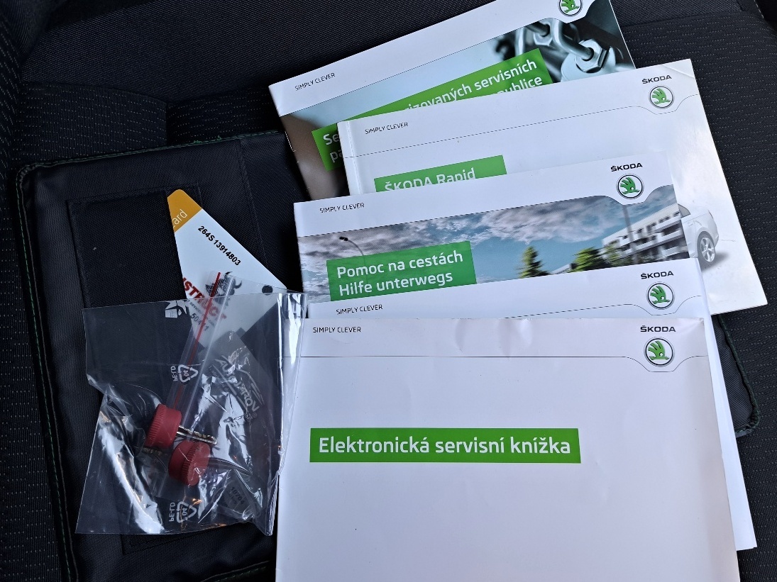 ŠKODA RAPID 1.2TSi 11/2013, KLIMA, PARKSYST, TAŽNÉ, 1.MAJ.ČR - 20