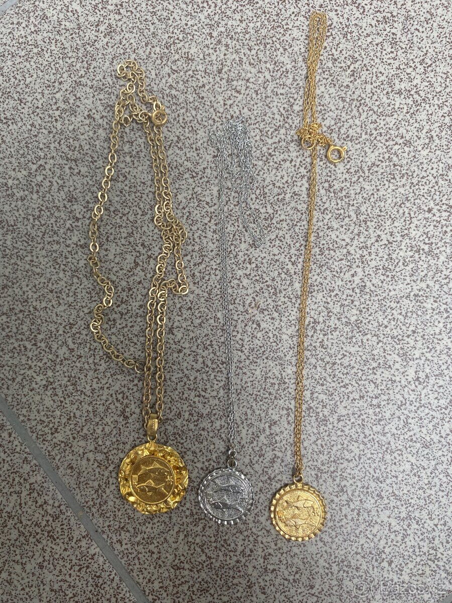 Mix bižuterie, přivedli z kůže, korálů… - 20