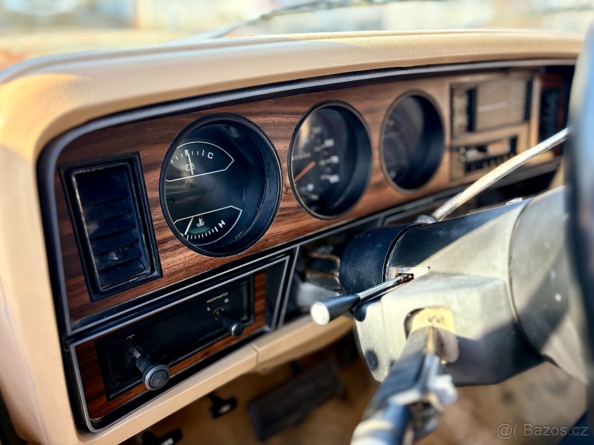 1989 Dodge W200 Power RAM | 5.9 V8 | 4x4 | Odpočet DPH - 20