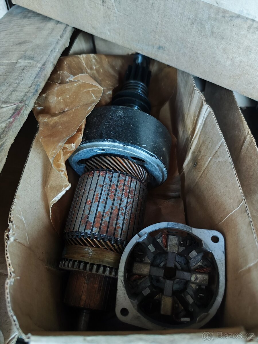 Náhradné diely - 20