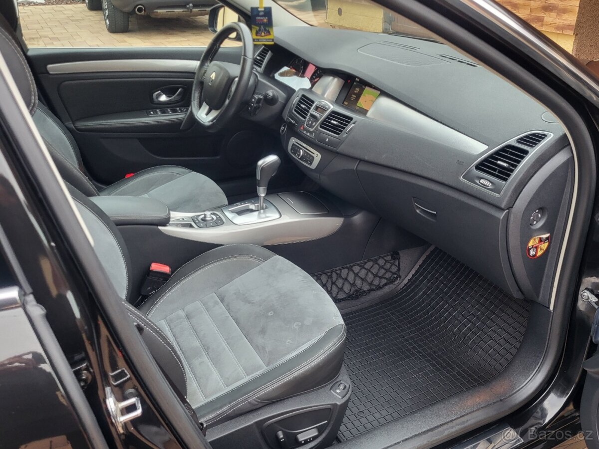 Renault Laguna III 2.0dCi 127kW 4Control - Webasto - 2x sada - 20