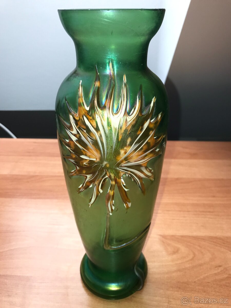 Sběratel nabízí staré secesní vázy - 20