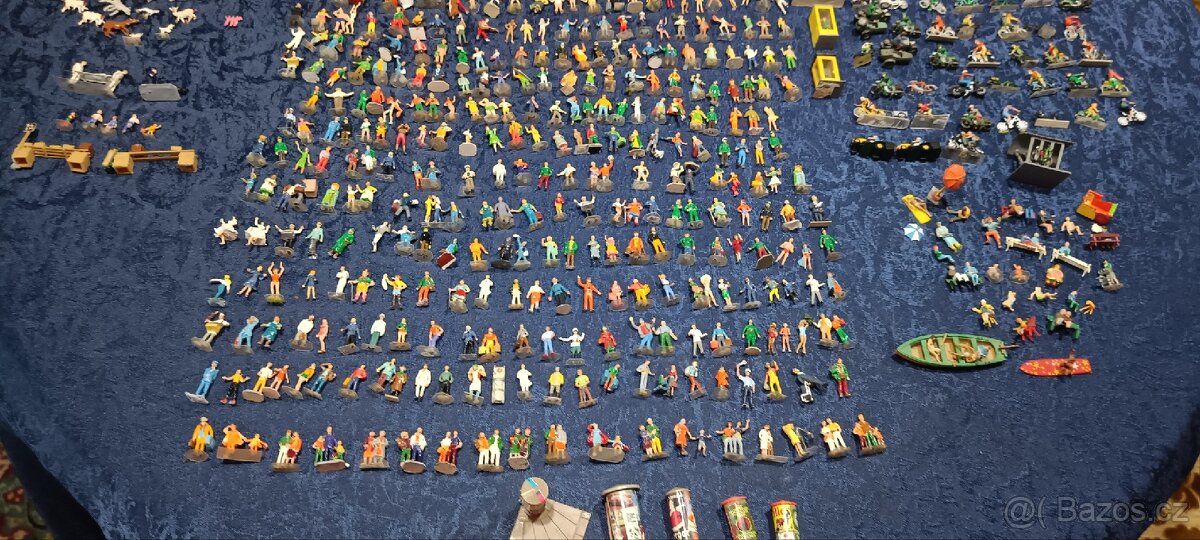 Figurky -miniaturní vel. - 20