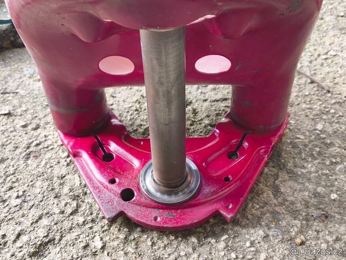 Spodní vrchní díl světla maska Jawa velká kývačka 250 350 - 20