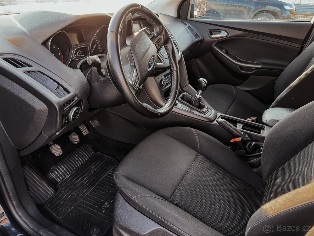 Ford Focus - 20