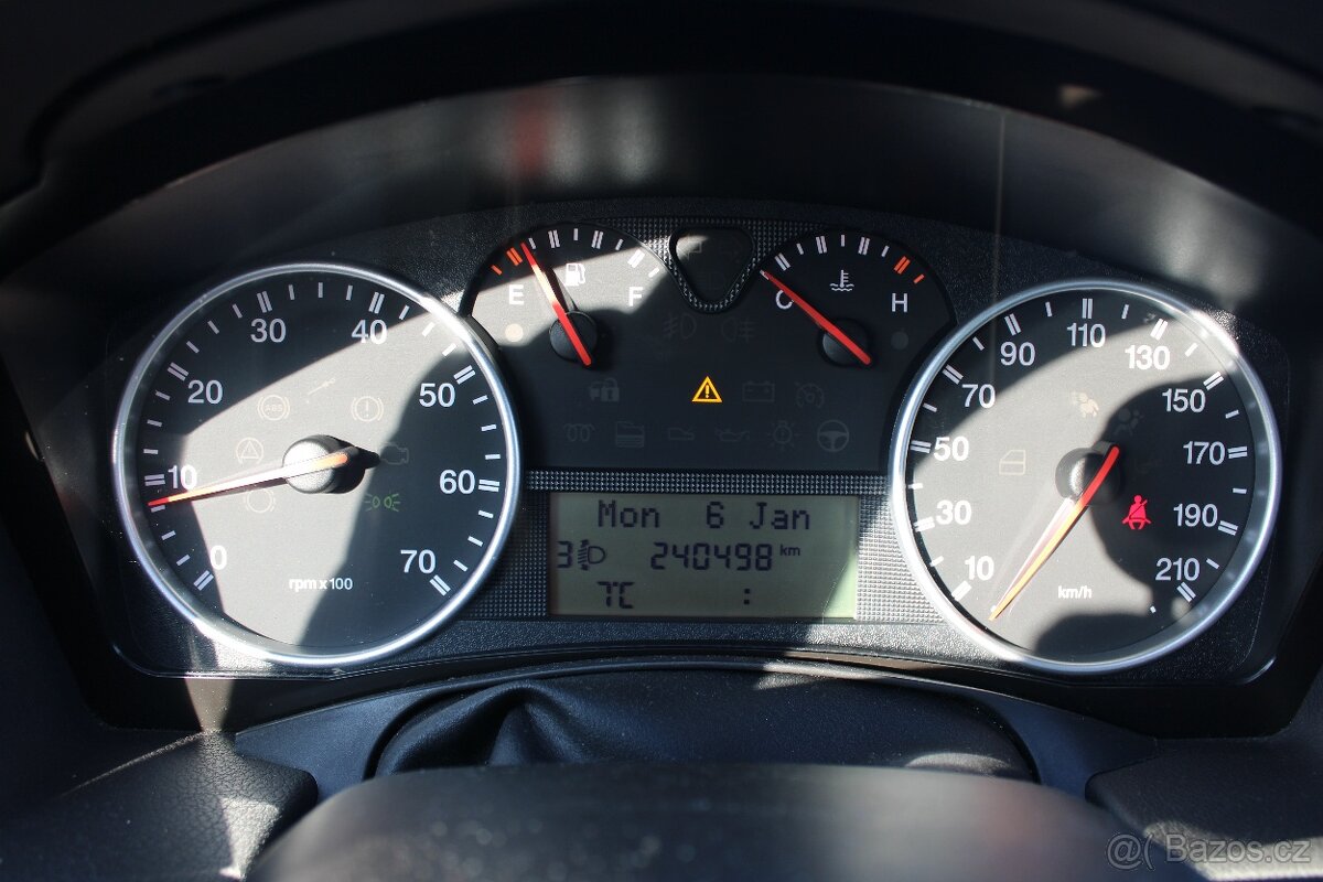 Fiat Croma 1,9JTD 88KW, STK 4/2026,DIG.KLIMA, r.v. 2006 - 20