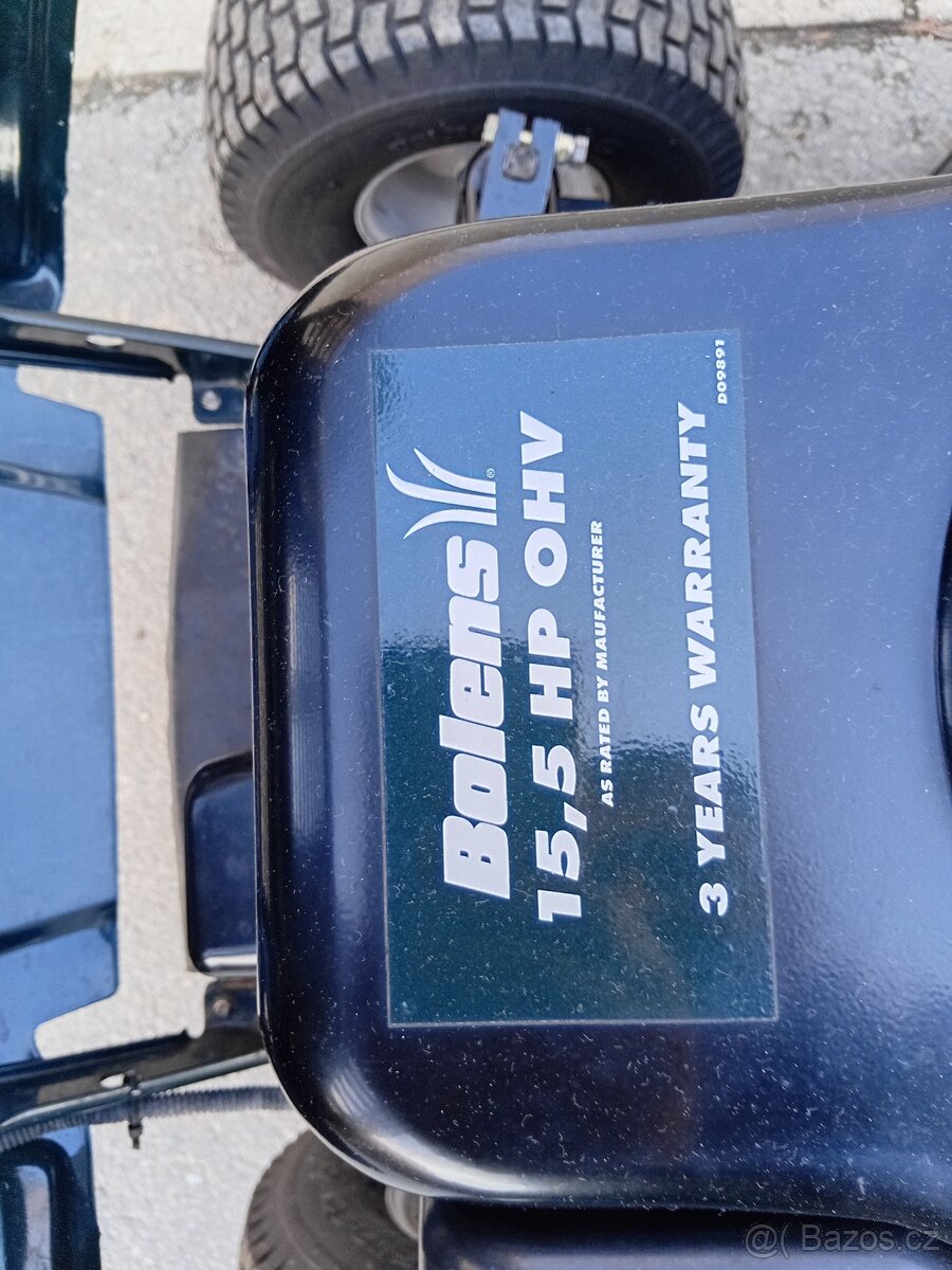 Prodám zahradní traktor MTD Bolens 15.5Hp - 20