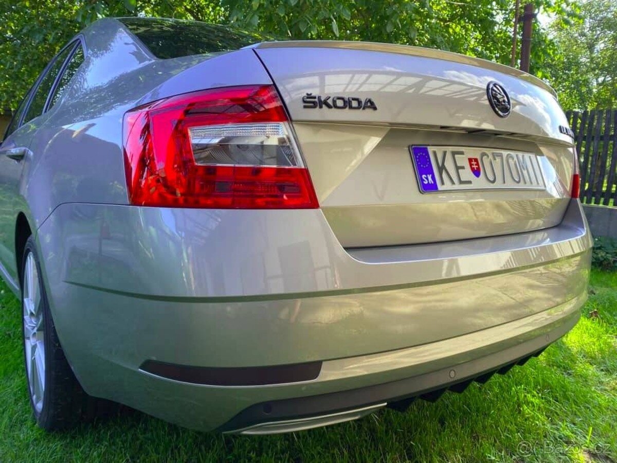 Skoda cerny znak cerne loga emblemy - 20