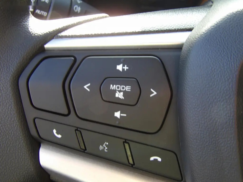 Isuzu D-Max, Space Cab LS 4x4 A/T - 20