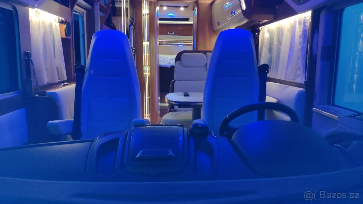 LAIKA KREOS 7009 2021 PRVNÍ MAJITEL - 20